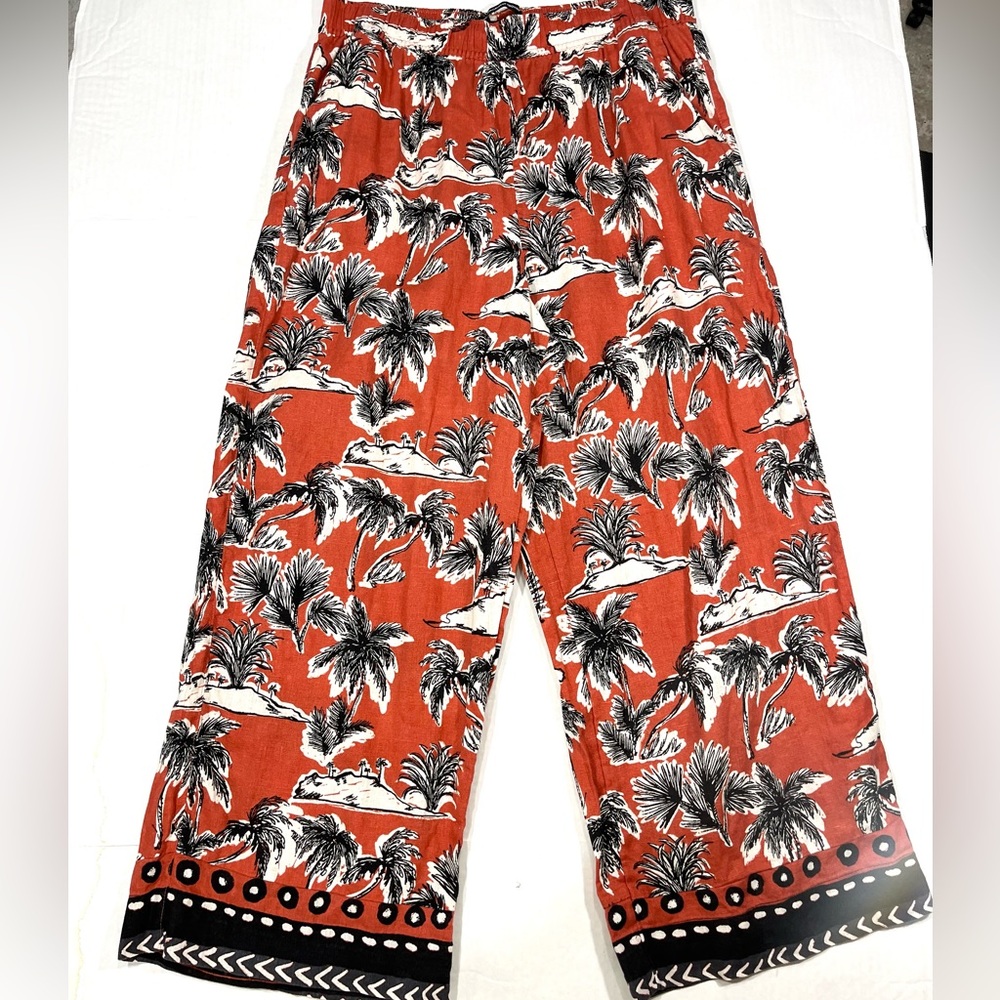 TAHARI TROPICAL PRINT WIDE LEG PANT